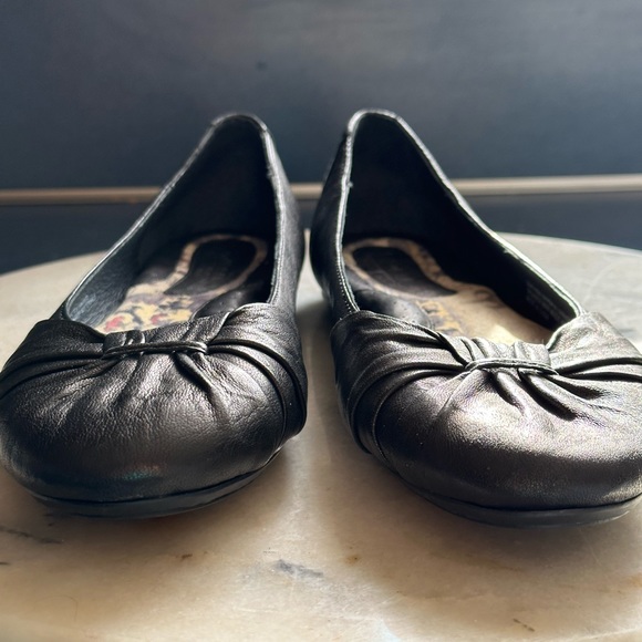 Born Lily Top Knot Ballet Black Round Toe Flats Padded Sole SZ 7 Good Co… - Picture 2 of 9